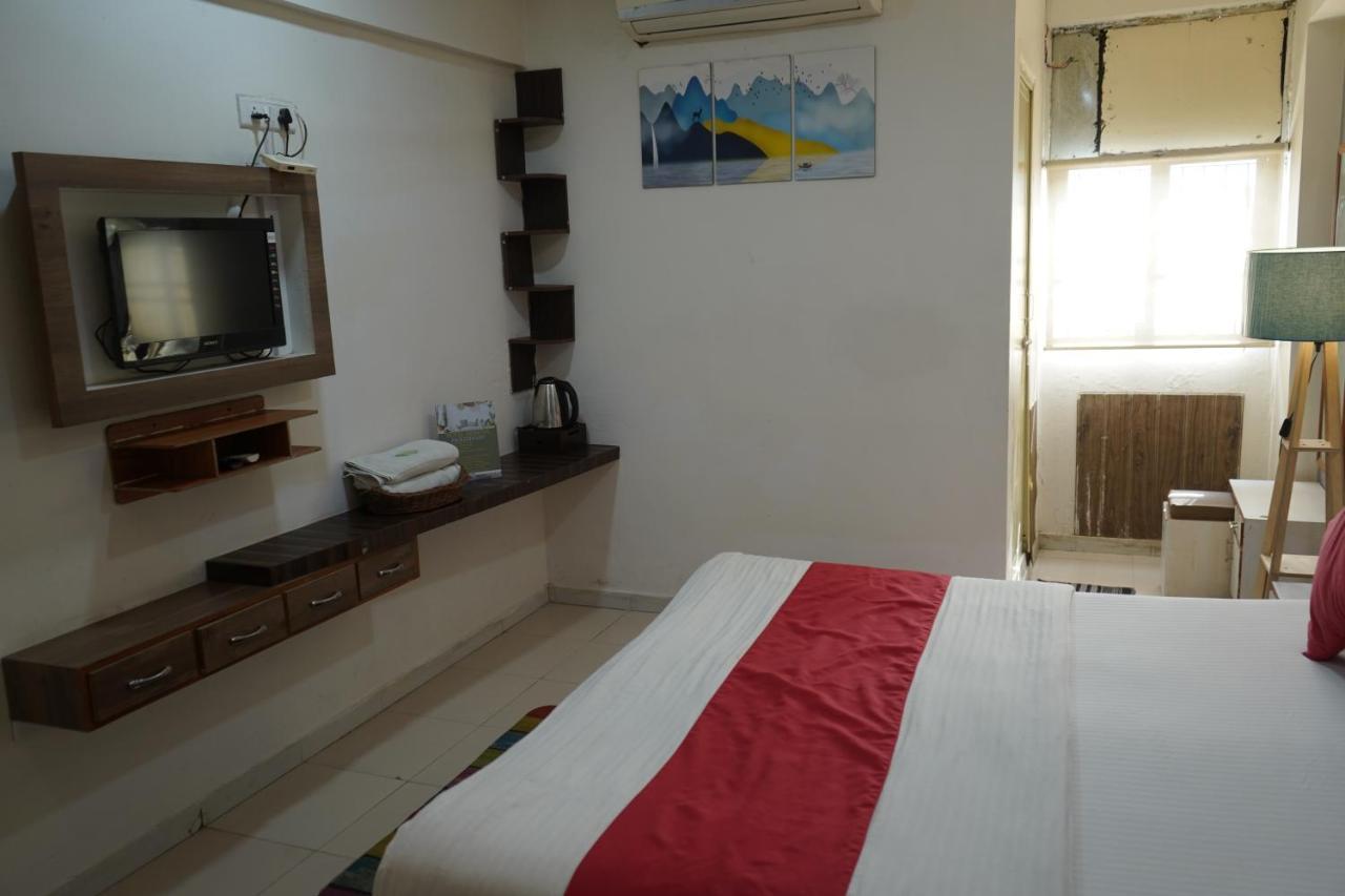 Hotel Krishna Ahmedabad Luaran gambar