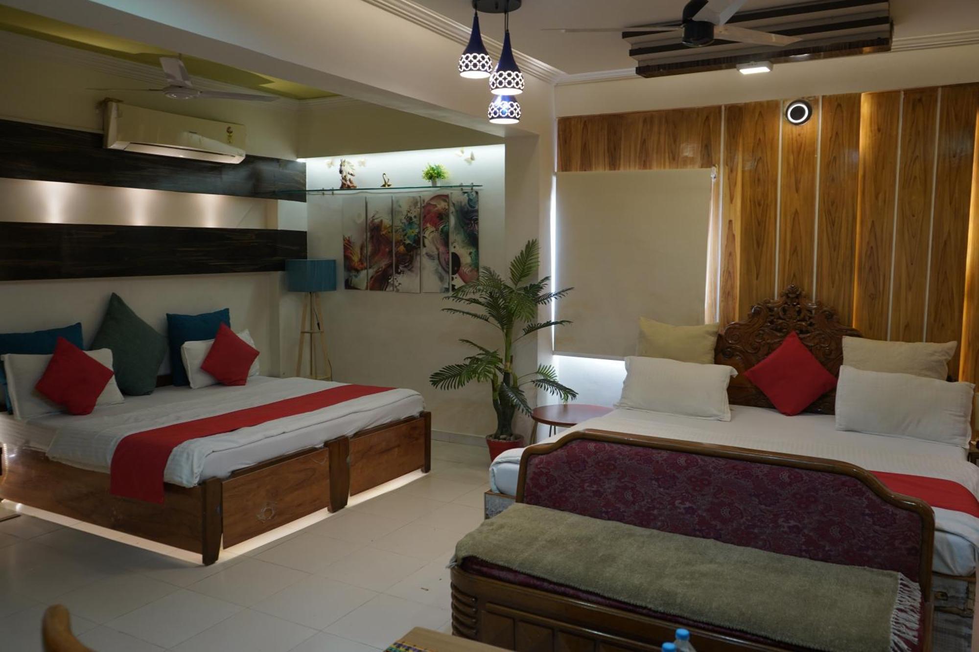 Hotel Krishna Ahmedabad Luaran gambar