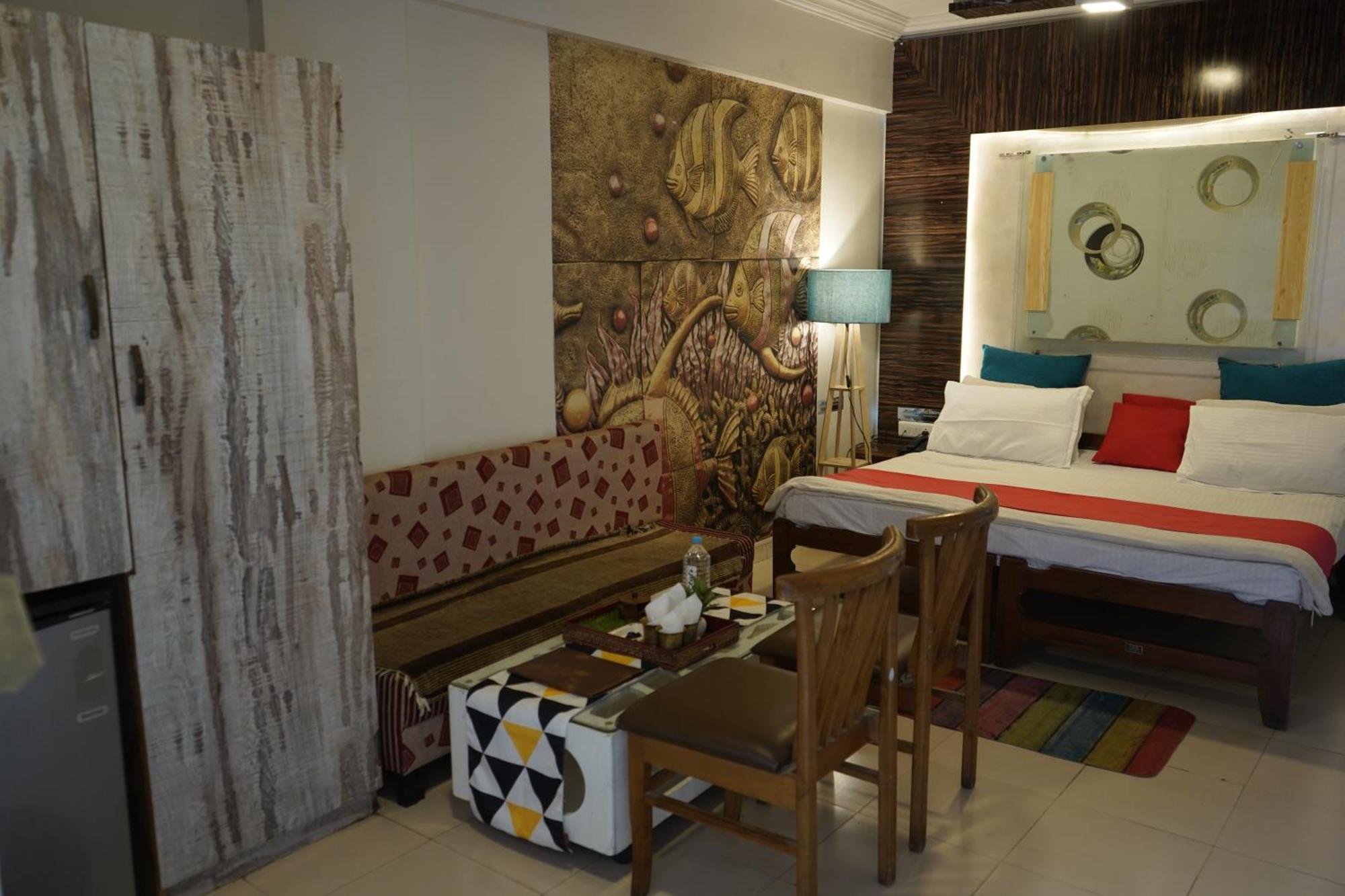 Hotel Krishna Ahmedabad Luaran gambar