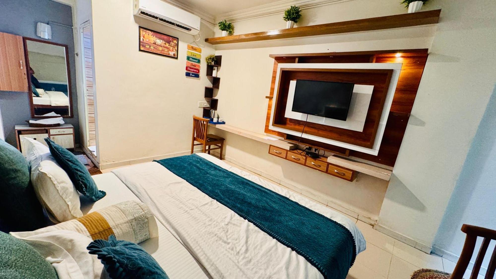 Hotel Krishna Ahmedabad Luaran gambar