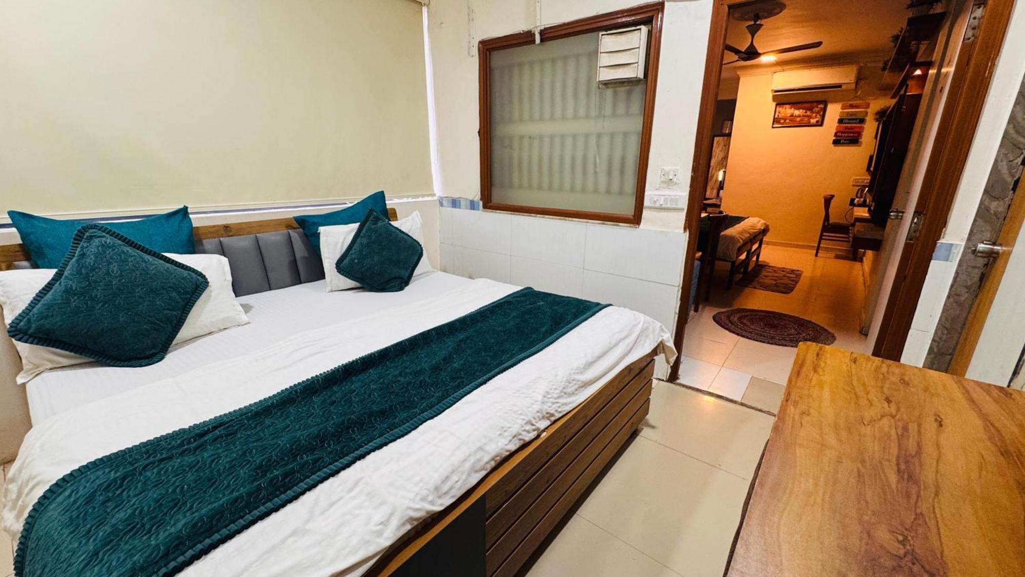 Hotel Krishna Ahmedabad Luaran gambar